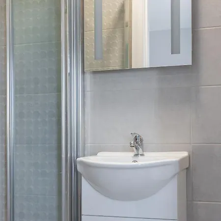 Burrows Lodge, 5 * Tramore