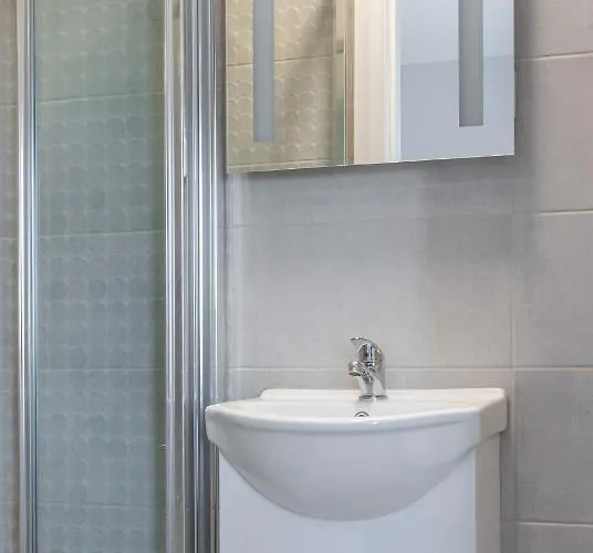 Burrows Lodge, 5 * Tramore